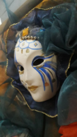 Velencei kézzel festett maszkok