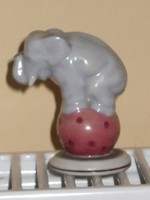 Herend's little circus elephant