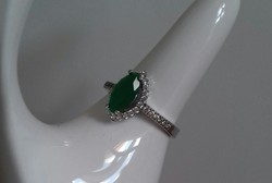 Zöld-fehér köves ezüst gyűrű