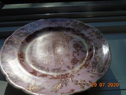 Aranykontúrozott,antik,egyedi festéssel,madár rovar mintás rózsaszín porcelán tányér