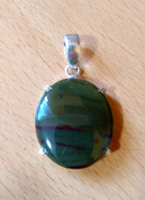Heliotrope cabochon pendant in a silver-plated socket