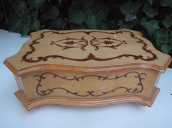 DOBOZ - AJÁNLATOT VÁROK - INTARZIÁS -FA - 32 x 22 x 12 cm - BIEDERMEYER - 5  OLDALA MINTÁS