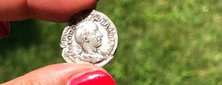 3. III. Gordianus ezüst antoninianus szép patinával