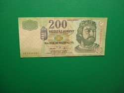 Ropogós 200 forint 2006 FB