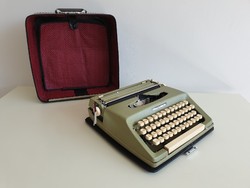 Régi retro írógép táskaírógép dekoráció