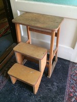 Antik fa kihajthatós fellépő lépcső szék