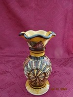 Ceramic vase with a wonderful pattern, height 19 cm. He has!
