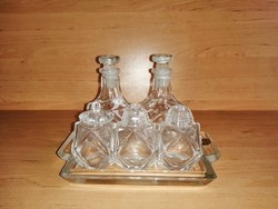 Cseh Bohémia üveg készlet kínáló tálon ecet olaj tartó, sószóró, borsszóró, paprikatartó (23/d)