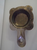 Fém - NAGY - ANTIK - alpakka -  teaszűrő - még némi ezüstözéssel - 15 x 8,5 x 2 cm 