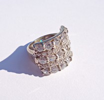 Wide 925 ring with many stones