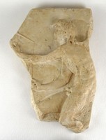 1B776 Férfi alakos sztélé gipsz relief 47 x 33 cm