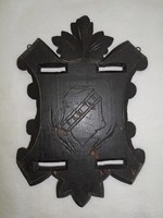 holdenx007 részére Antik, réges-régi faragott fa címer