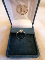 Eladó jelzett ezüst 925-ös gyémánt csiszolású  hatalmas cirkonia köves gyűrű, 55-ös méret