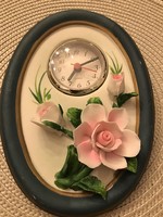 Álomszép rózsás porcelán óra 18×13.5 cm.