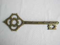 Réz kulcs alakú fali kulcstartó