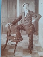 Régi fotó vintage férfi fénykép M.Thonet szék kép