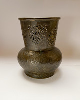 Antik perzsa réz váza.
