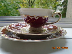 1895 Újszerű Barokk dombor arany mintákkal bordó teás reggeliző készlet