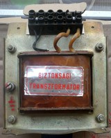 Biztonsági transzformátor 220/24 V 