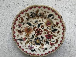 Zsolnay antik tál tányér színes festett 1800as évekből! Családi jelzés, különleges festésű.