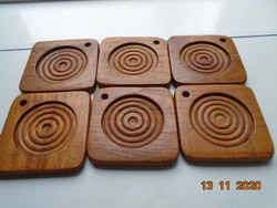 Engraved concentric circles wood coaster set with hanger