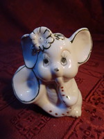 German porcelain mouse, trumpet pink mistress. He has!