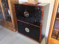 French elegance in bauhaus style. Exclusive art deco bar cabinet from the late 1920s.