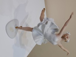 Wallendorf balerina táncosnő (mindkét kezén Az új hibás!)