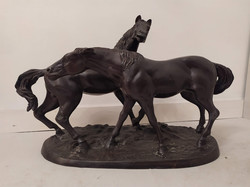 Antik nagy méretű bronz szobor 2 ló nagyon igényesen készített dekoratív lovak