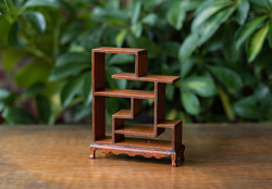 Miniatűr fa bababútor - art deco etager - mini szekrény - pici babaházi kiegészítő