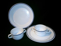 2 db Alföldi porcelán leveses bögre, csésze, nagy lapos tányérral