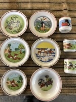 Zsolnay gyerek tányérok, bögrék.(Vuk, Erdő kapitánya, kisvakond, bambi,vizipók)