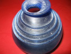 Szakított kék gömb művészi  váza spirál mintával