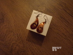 Golden brown incised earrings