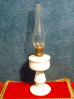 Szakított üveg petróleum lámpa