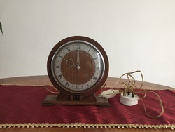 Smiths electric clock p316