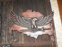 Trianon metal large Hungarian market coat of arms eagle 36cm heat resistant frost standing furnace fireplace ornament