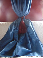 Elegáns selyem sötétítő függöny pár kék színben 