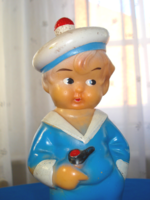 RETRO Tengerész ruhás kisfiú (matróz) gumi játék figura (1960-as évek)