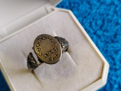Antik ezüstgyűrű Szabadka 1941. (sérült)