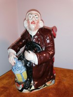 Kerámi figura, barokk öregember lámpával.