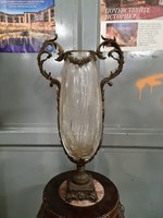Bronz vázas üveg váza