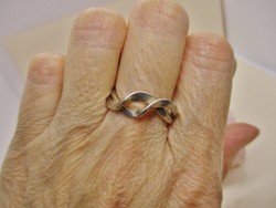 Különleges iparművész  ezüst gyűrű,