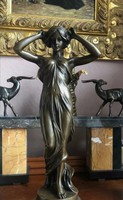 Nimfa - fiatal leány bronz szobor 