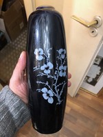 ​Cseh régi üveg váza, hibátlan alkotás, 22 cm-es magasságú.​