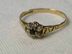 KK832 9 karátos köves arany gyűrű