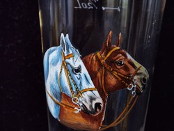 Antik, szecessziós fújt üveg söröspohár aprólékos kézi zománcfestett lovakkal