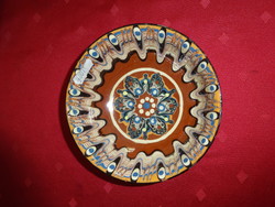 Bulgarian glazed ceramic bowl, diameter 13.5 cm. He has!