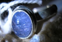 925 ezüst gyűrű 18,9/59,3 mm Tanzanit drágakővel