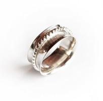 Forgórészes ezüst gyűrű (8-as)